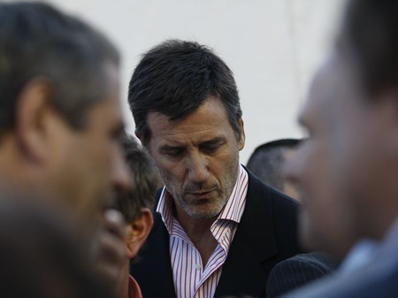 Julio Comparada renuncia a la candidatura